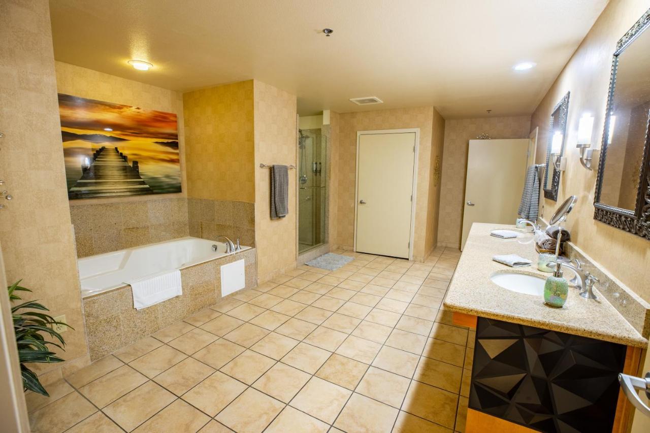 2100 Sqft Penthouse Suite W/ Strip Views! Pool Gym 라스베이거스 외부 사진